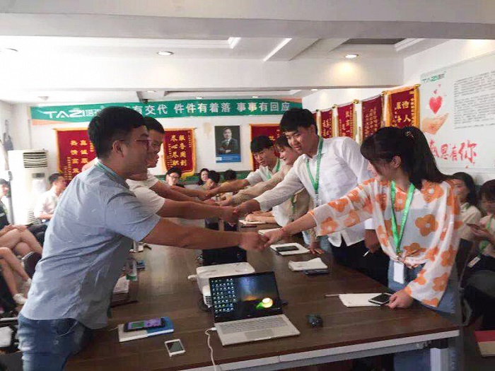 塔孜丨第一屆辯論賽——唇槍舌戰(zhàn)，言思角逐，巔峰對決！