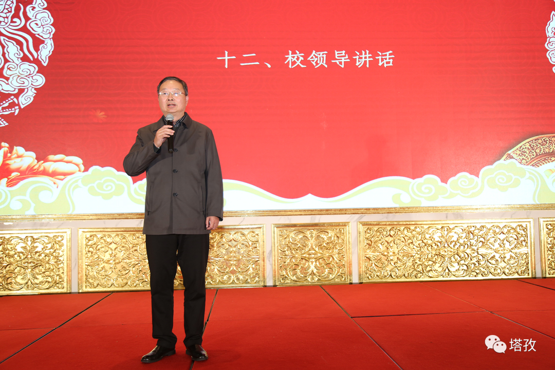 江蘇海洋大學(xué)校長(zhǎng)、校友總會(huì)會(huì)長(zhǎng)寧曉明.jpg
